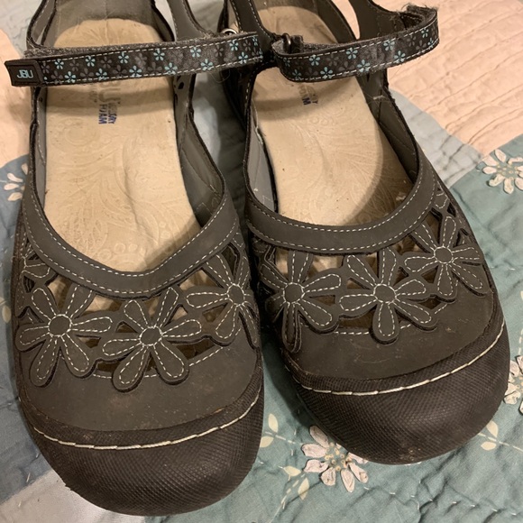 JBU by Jambu Mary Janes Sz 9 | Leather heels, Jambu, Women shoes